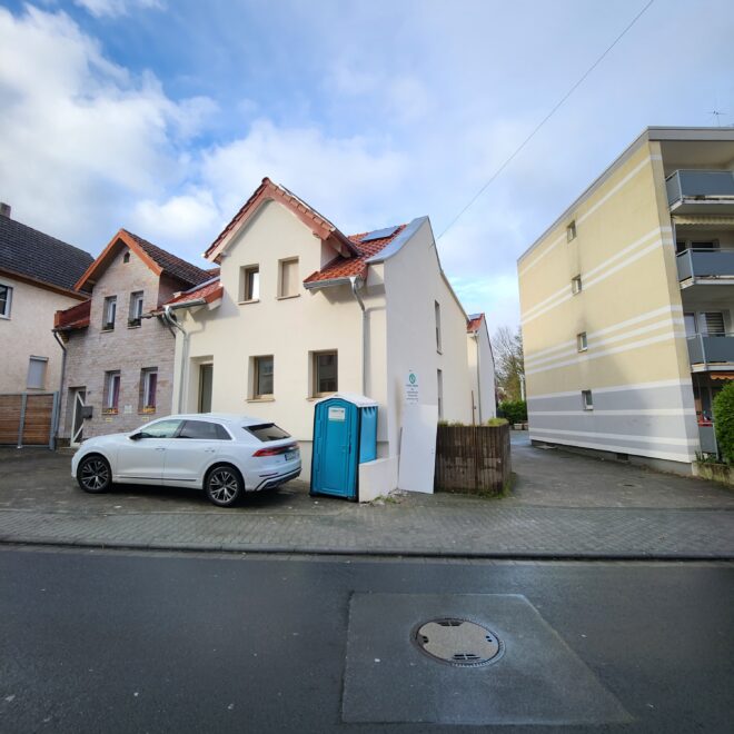 BVH Finthen, Kernsanierung zweier Häuser zum KfW55 Haus mit jeweils 2 Einheiten 2023